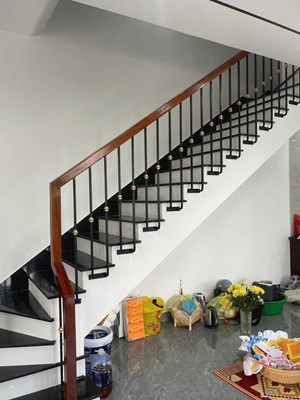 Cầu thang sắt đẹp 62