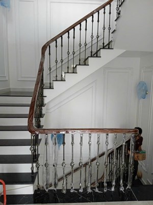 Mẫu Cầu Thang Sắt Nhập Khẩu 07