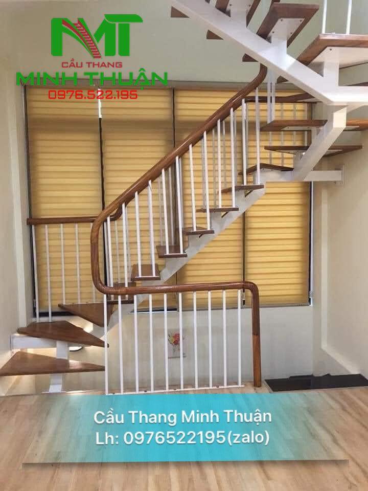 Mẫu cầu thang sắt đẹp 69