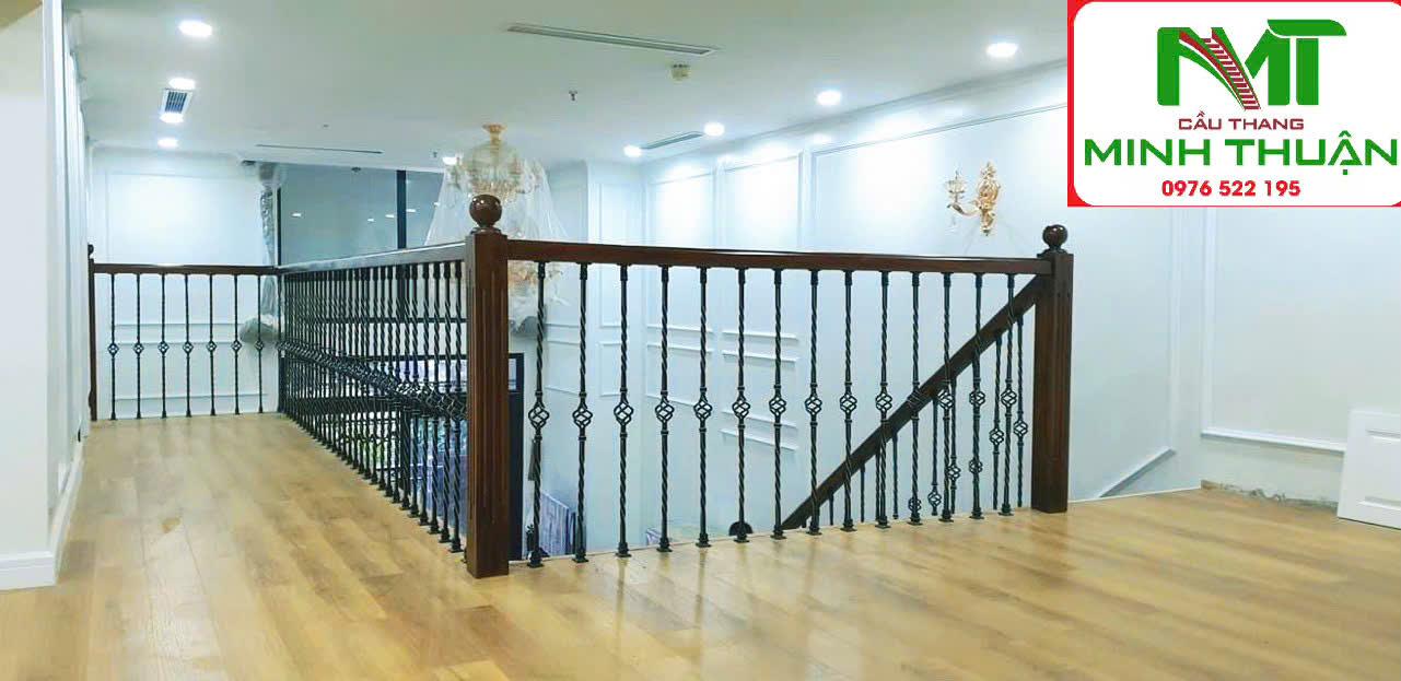 Mẫu Cầu Thang Sắt Nhập Khẩu 06