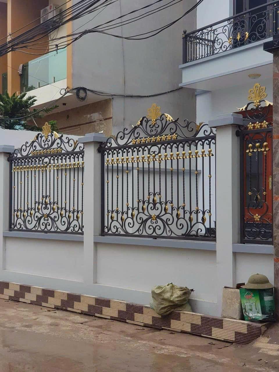Mẫu ban công sắt đẹp 11