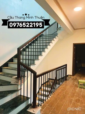 Cầu thang sắt đẹp 35