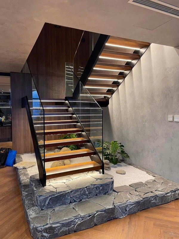  Cầu thang xương cá 28