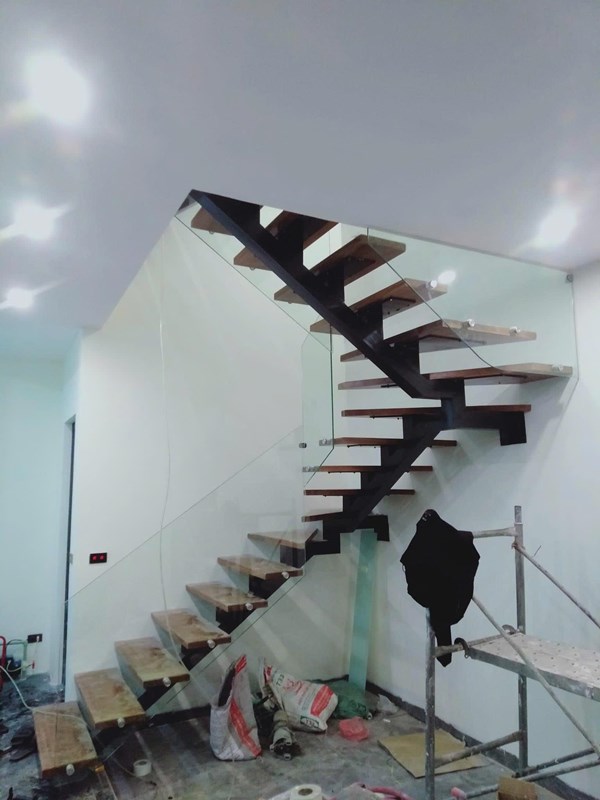  Cầu thang xương cá 37
