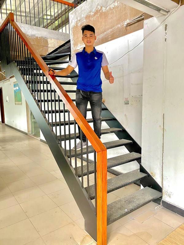  Cầu thang xương cá 35