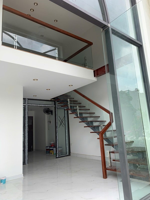  Cầu thang xương cá 32