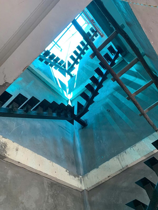  Cầu thang xương cá 29