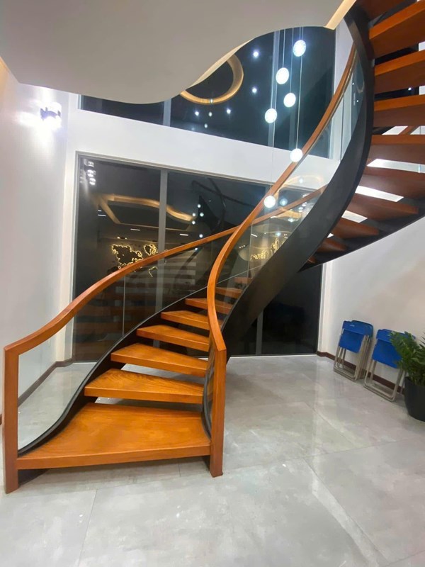 Mẫu cầu thang ốc xoáy 41